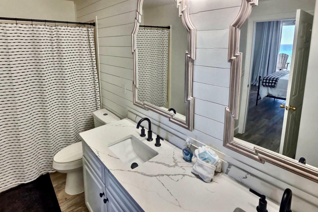 Barefoot Bliss - Beachfront Condo - Sleeps 12 Panama Stadt Exterior foto