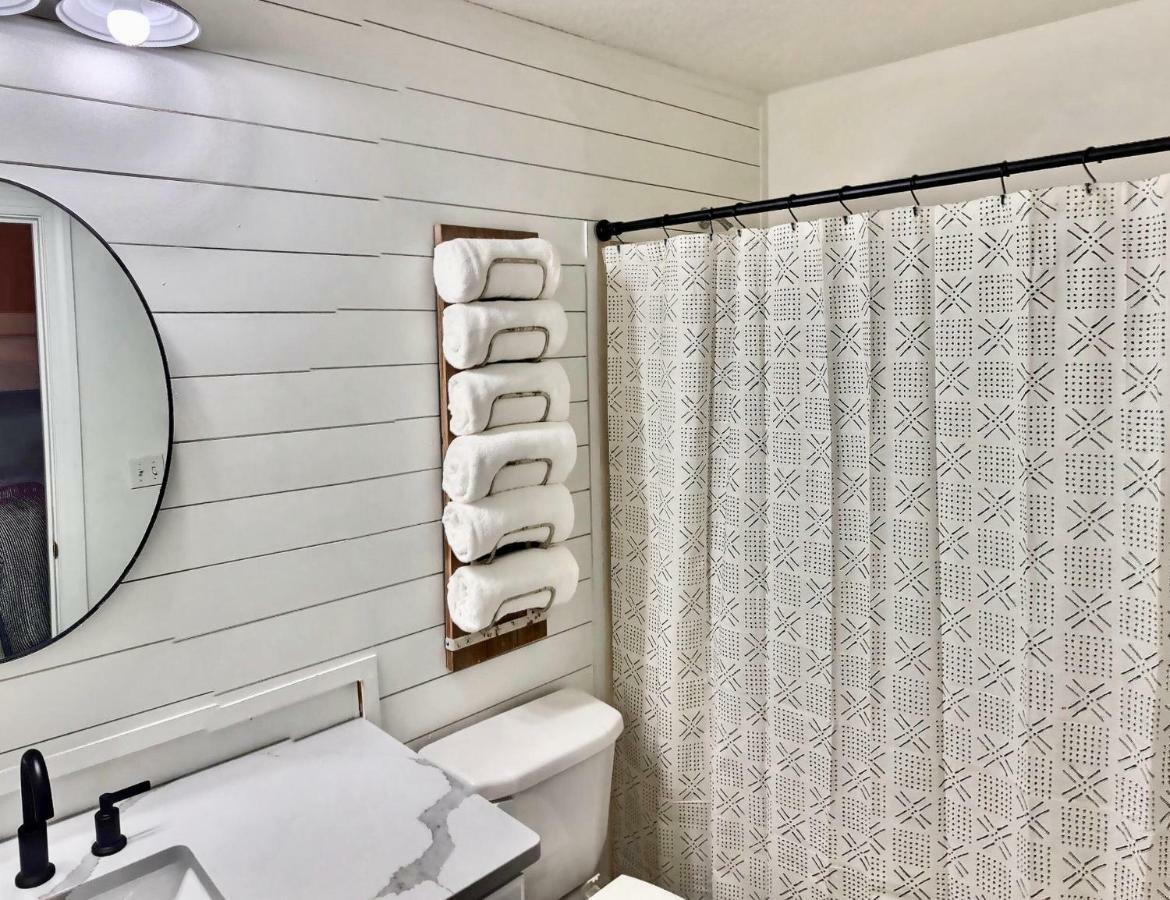 Barefoot Bliss - Beachfront Condo - Sleeps 12 Panama Stadt Exterior foto